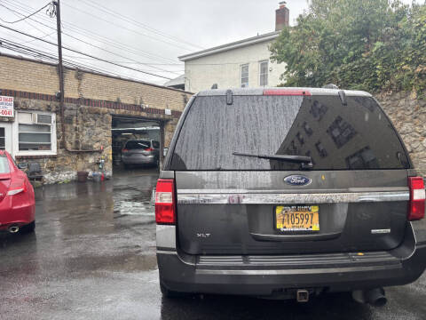 2017 Ford Expedition XLT