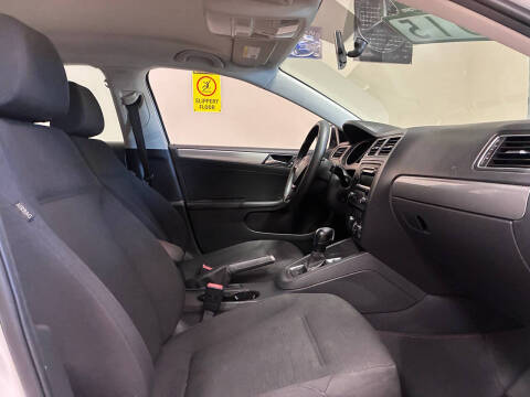 2015 Volkswagen Jetta