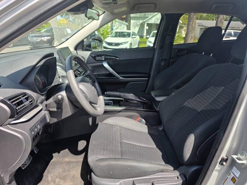 2022 Mitsubishi Eclipse Cross LE