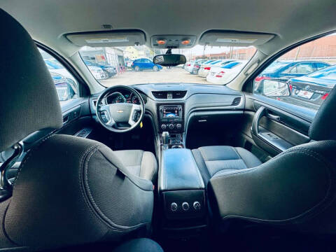 2017 Chevrolet Traverse LT