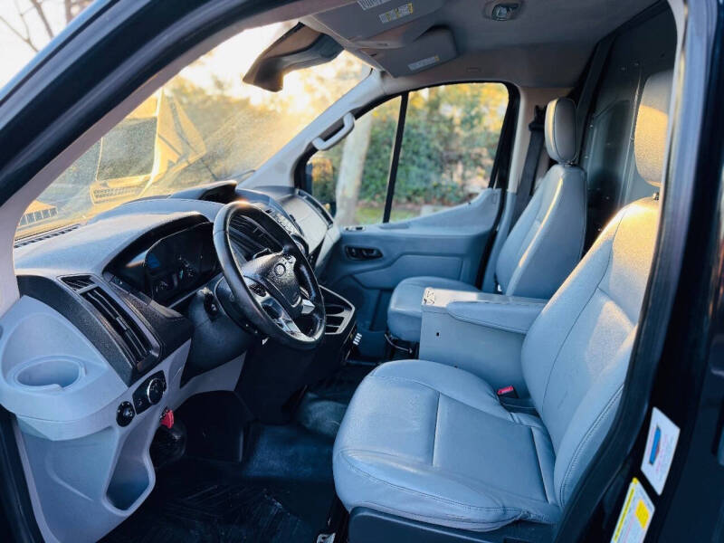 2017 Ford Transit 150