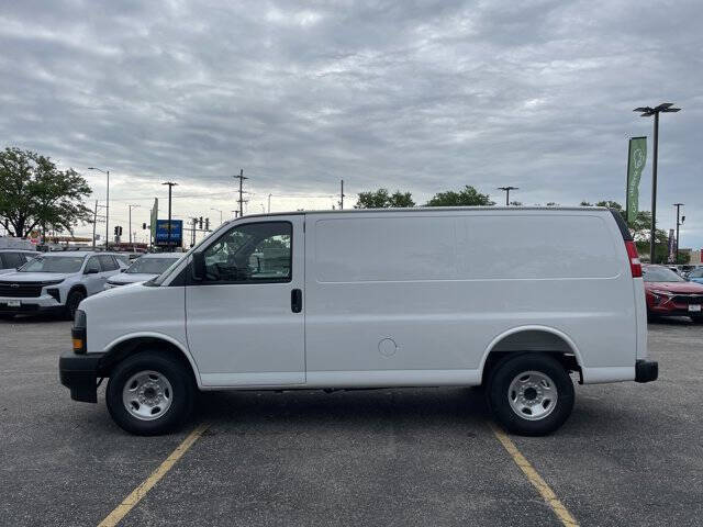 2026 Chevrolet Express 2500