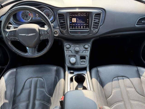 2016 Chrysler 200