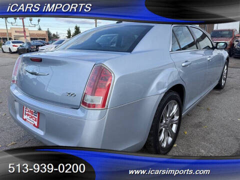 2013 Chrysler 300 Glacier Edition