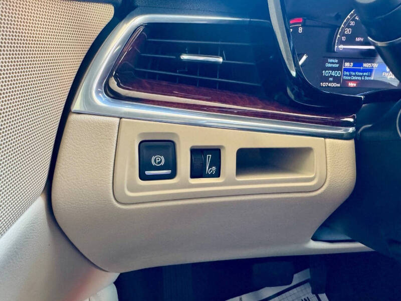 2017 Cadillac XT5 Luxury