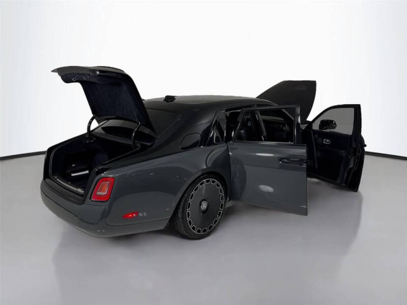 2019 Rolls-Royce Phantom