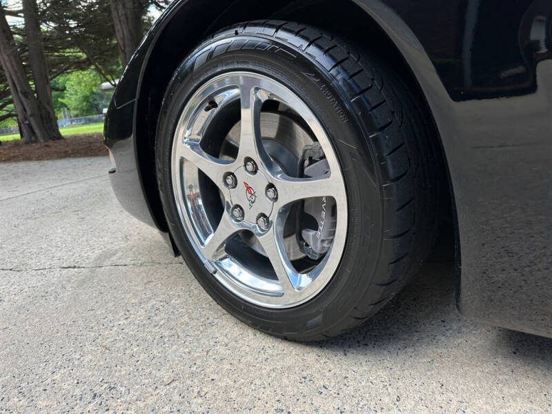 2004 Chevrolet Corvette