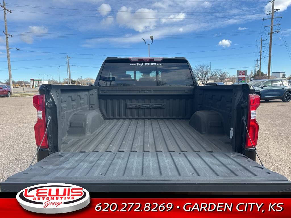 2022 Chevrolet Silverado 1500 for sale at Lewis Chevrolet of Garden City in Garden City, KS