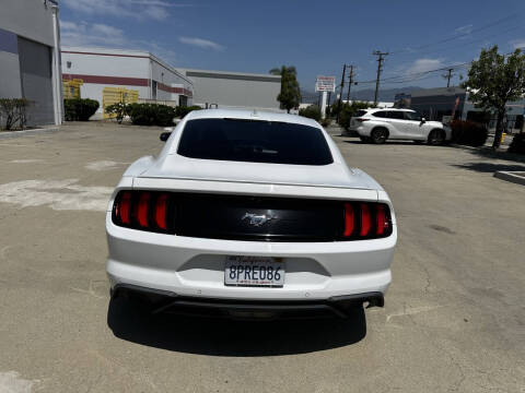 2020 Ford Mustang EcoBoost