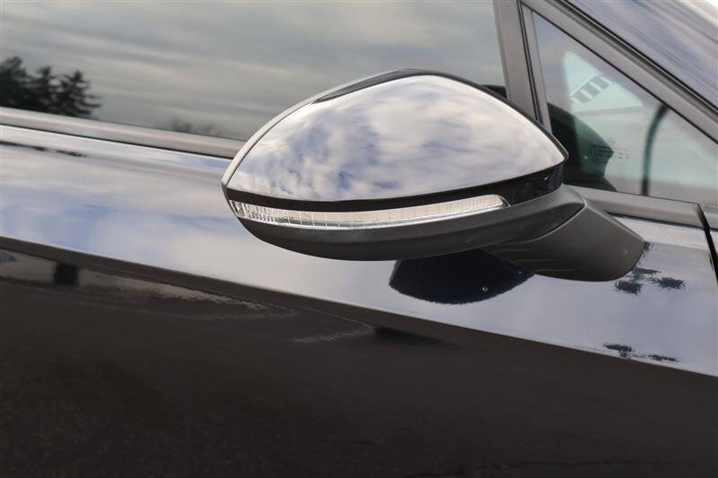 2024 Volkswagen Golf GTI SE