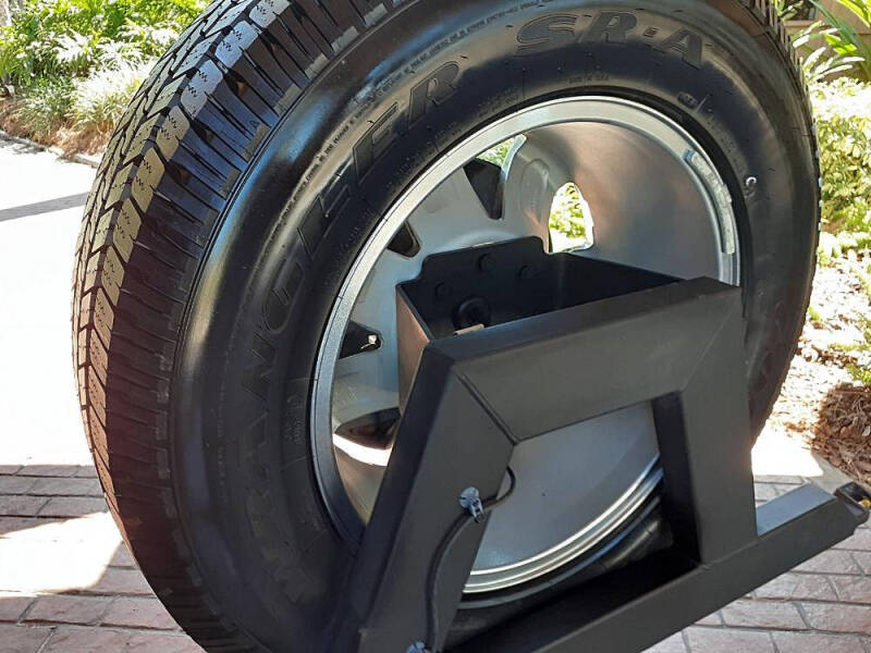 2009 HUMMER H2 Luxury