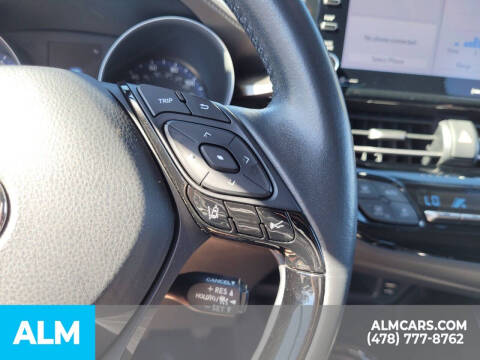 2022 Toyota C-HR XLE