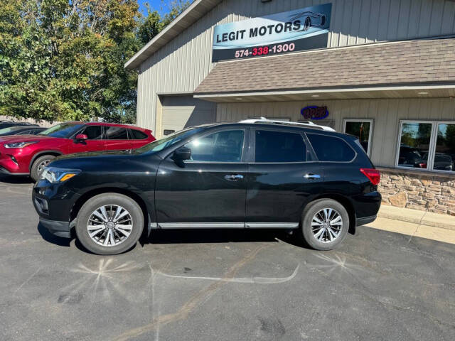 2017 Nissan Pathfinder for sale at Legit Motors in Elkhart, IN