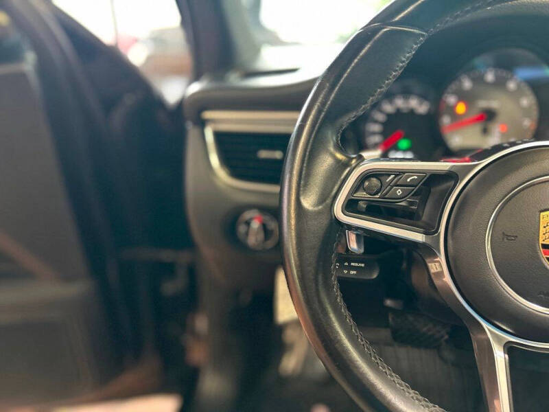 2017 Porsche Macan S