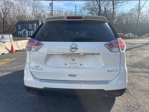 2015 Nissan Rogue SV