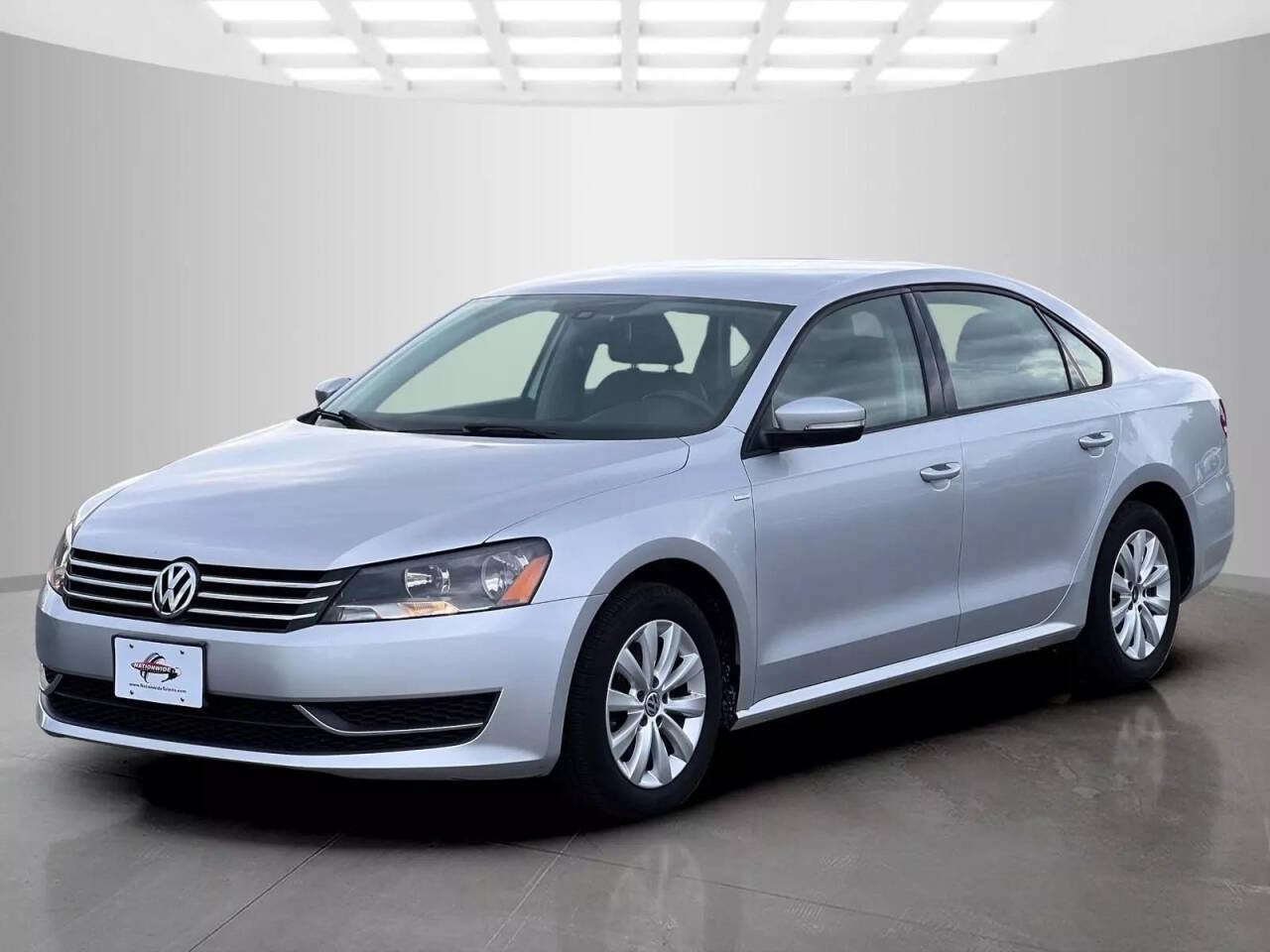 2015 Volkswagen Passat for sale at Used Cars Toledo in Oregon, OH