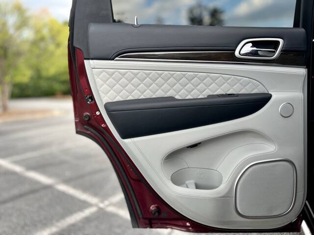 2018 Jeep Grand Cherokee Summit