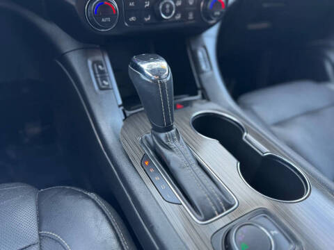 2019 GMC Acadia SLT-1