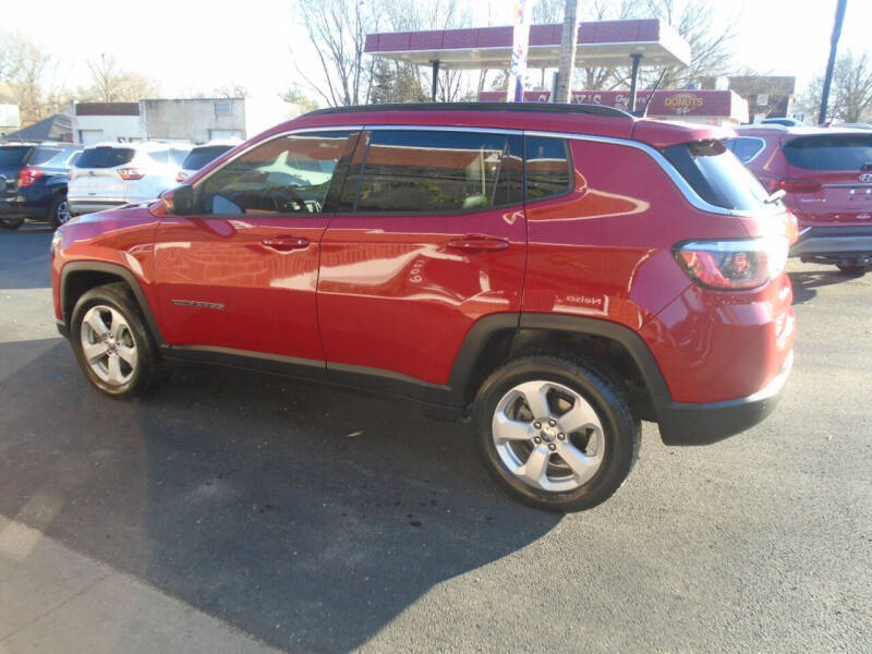 2018 Jeep Compass for sale at Nelson Auto Sales in Toulon IL