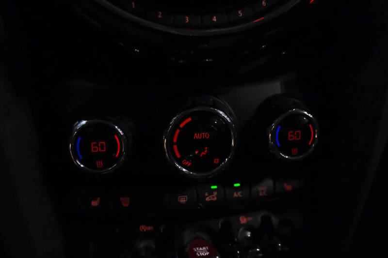 2017 MINI Hardtop 2 Door Cooper