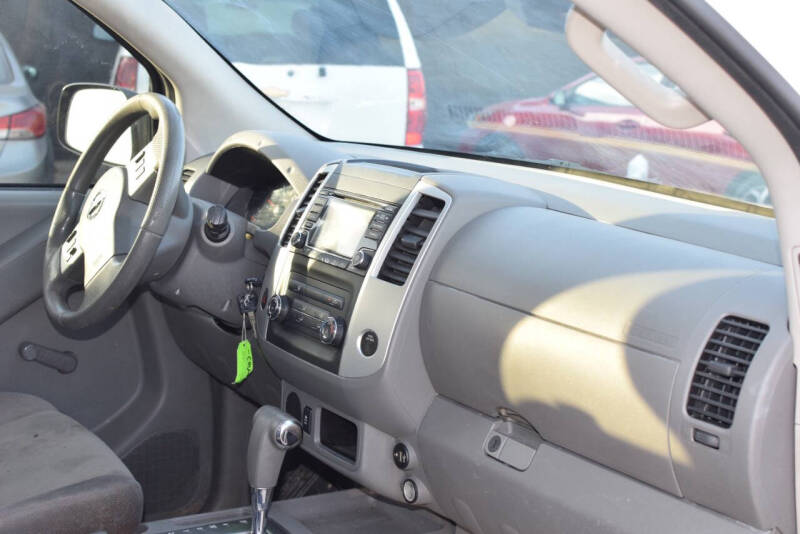 2017 Nissan Frontier S