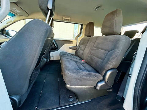 2016 Dodge Grand Caravan American Value Package