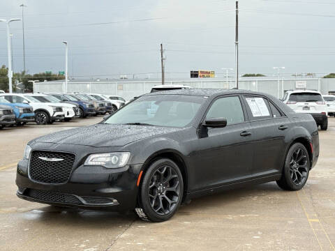 2019 Chrysler 300 Touring
