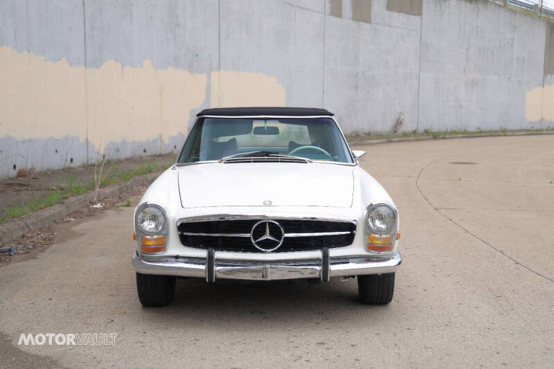 1969 Mercedes-Benz 280-Class