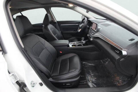 2022 Nissan Altima 2.5 Platinum