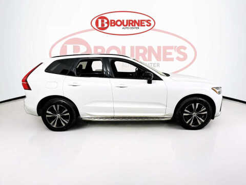 2024 Volvo XC60 B5 Core Dark Theme