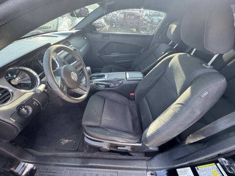 2010 Ford Mustang V6