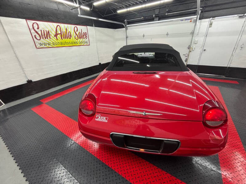 2002 Ford Thunderbird Deluxe