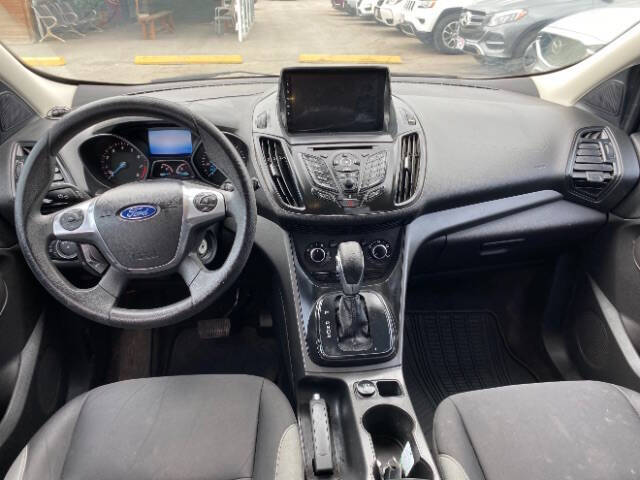 2016 Ford Escape S