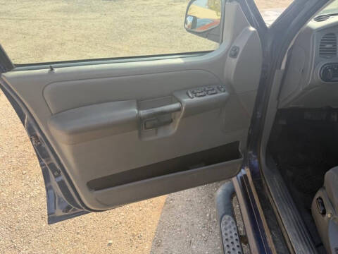 2005 Ford Explorer Sport Trac XLT