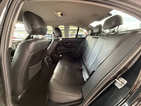 2015 BMW 3 Series 328i