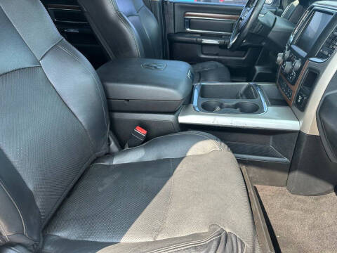 2016 RAM 1500 Laramie