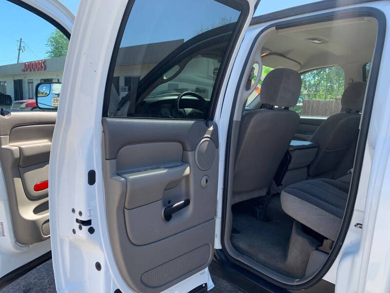 2004 Dodge Ram 3500 SLT