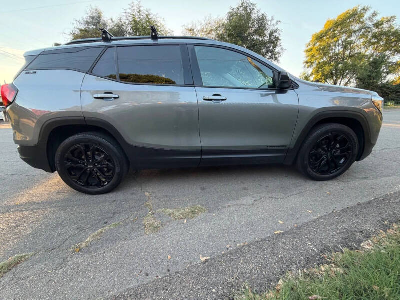 2021 GMC Terrain SLE