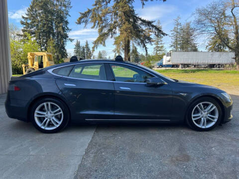 2015 Tesla Model S