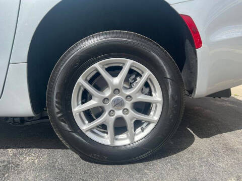 2024 Chrysler Pacifica Touring