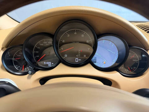 2014 Porsche Cayenne Platinum