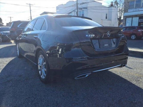 2022 Mercedes-Benz A-Class A 220 4MATIC