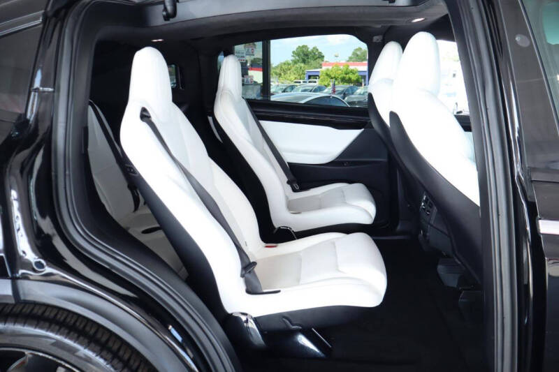 2021 Tesla Model X Long Range Plus