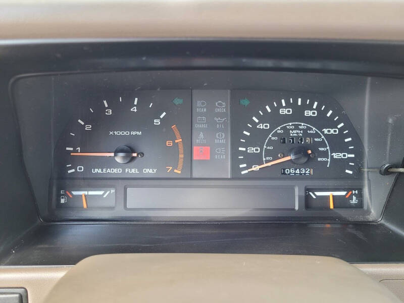 1989 Mazda MPV