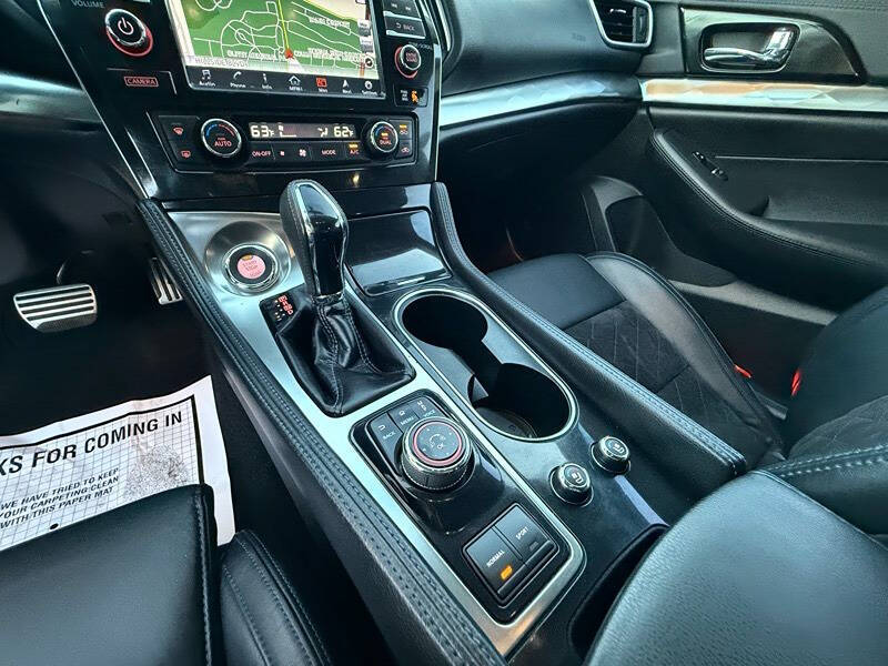 2017 Nissan Maxima 3.5 SR