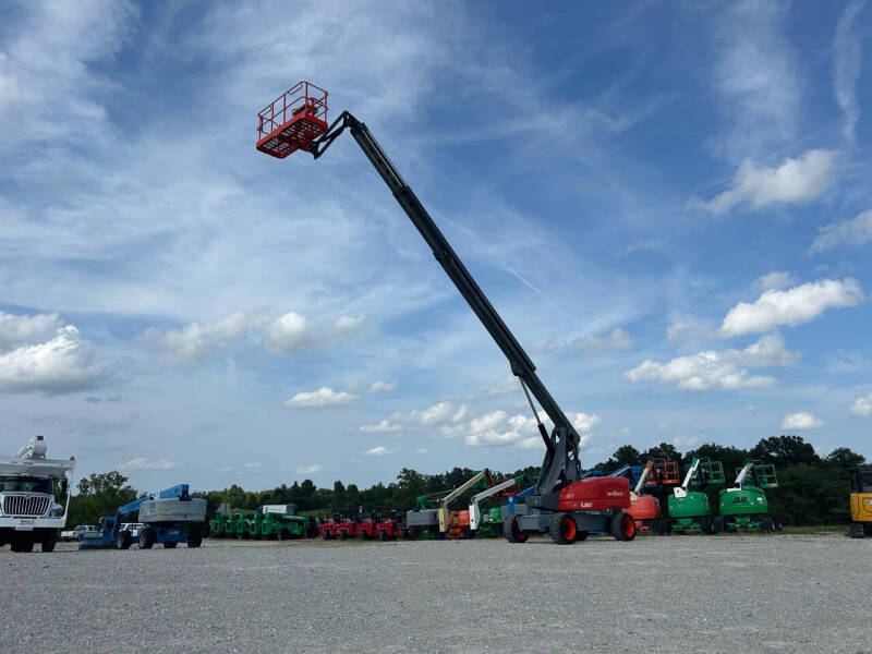 2016 Skyjack 86' Manlift