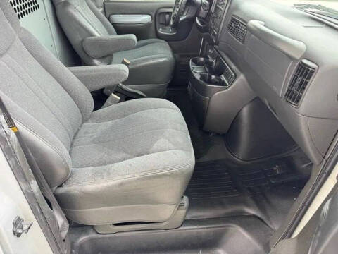2002 Chevrolet Express 1500