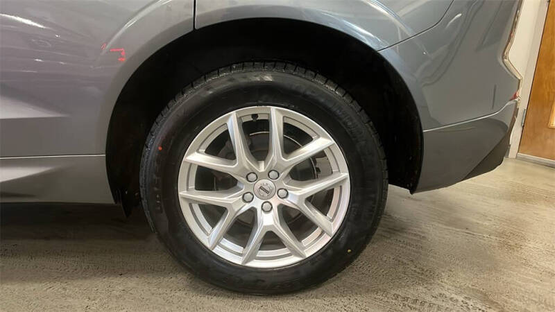 2020 Volvo XC60 T5 Momentum