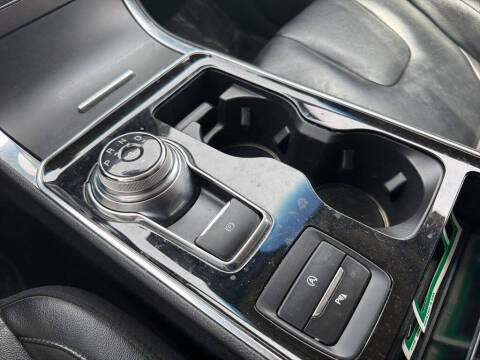 2020 Ford Edge Titanium