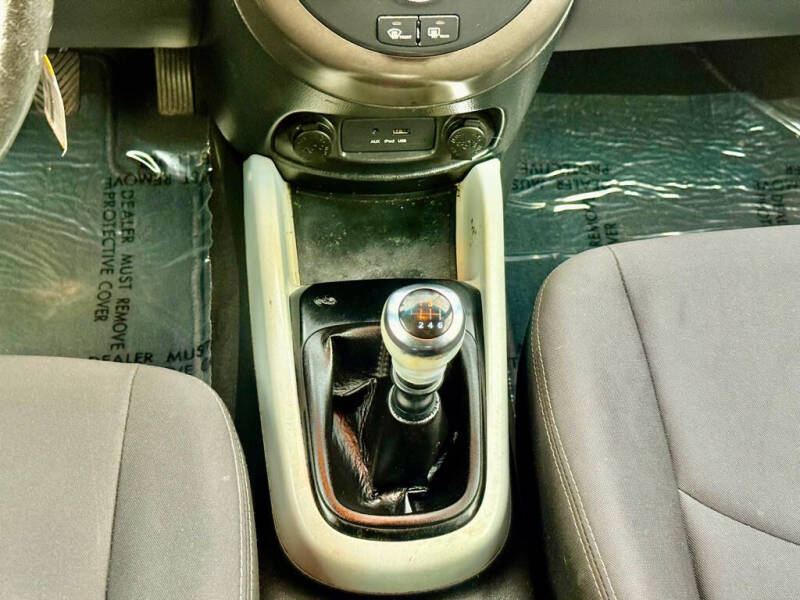 2012 Kia Soul +